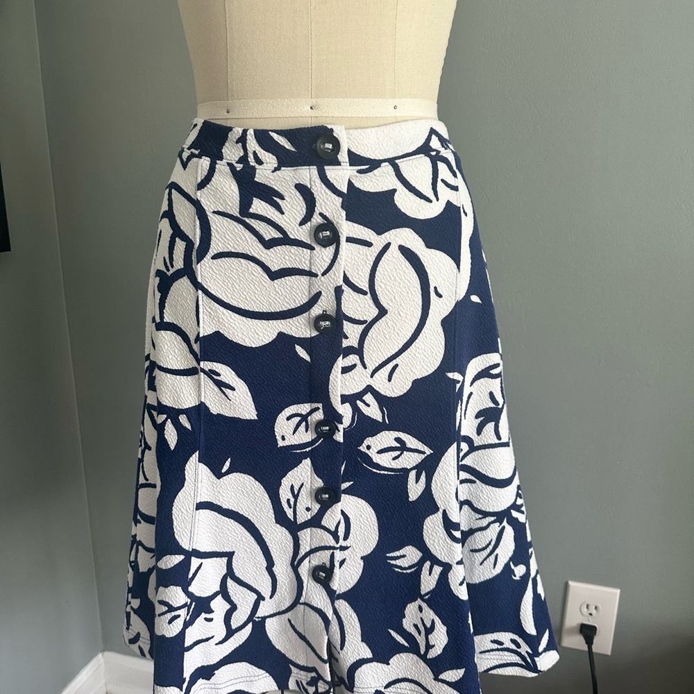 Maeve Floral Button-Front Skirt in Blue and White